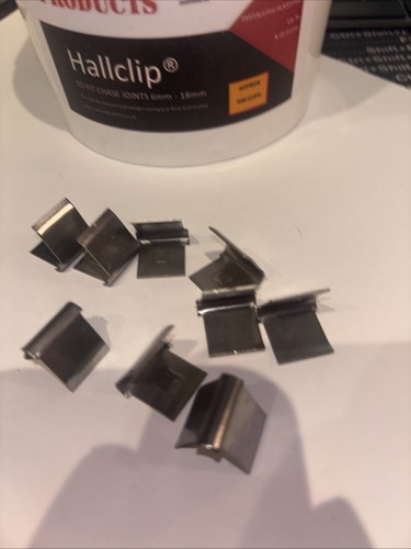 Hall clip lead flashing - x,